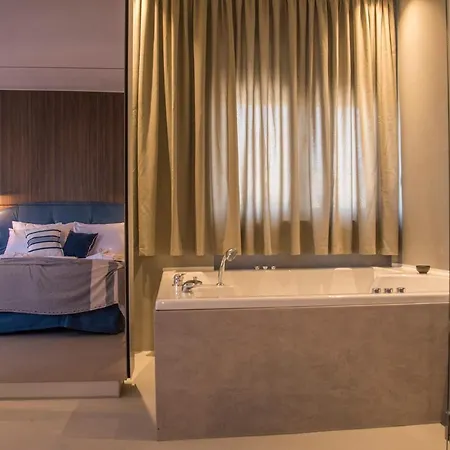 Korpa Deli 4* Újvidék