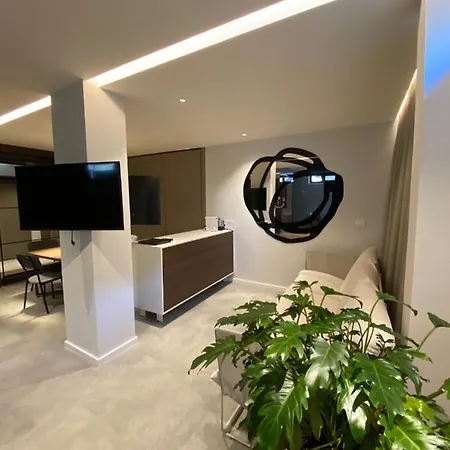 Korpa Deli 4* Novi Sad